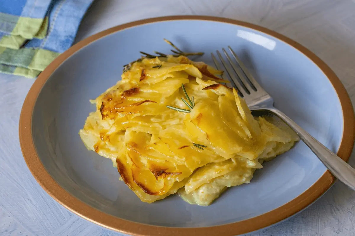 Slow Cooker Scalloped Potatoes